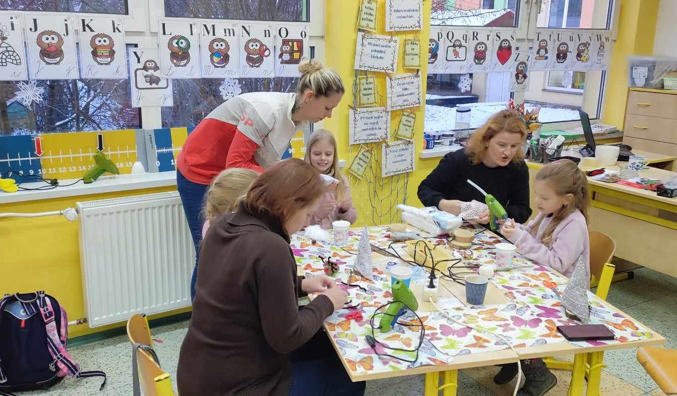 Vánoční tvoření v 2.A - 1