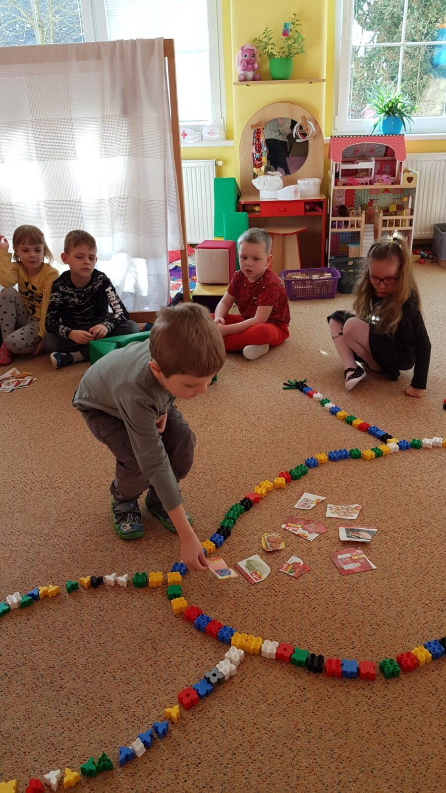 SOVIČKY: ,,ZDRAVÍ,NEMOC - KDYŽ ALENKA STŮNĚ" - 33