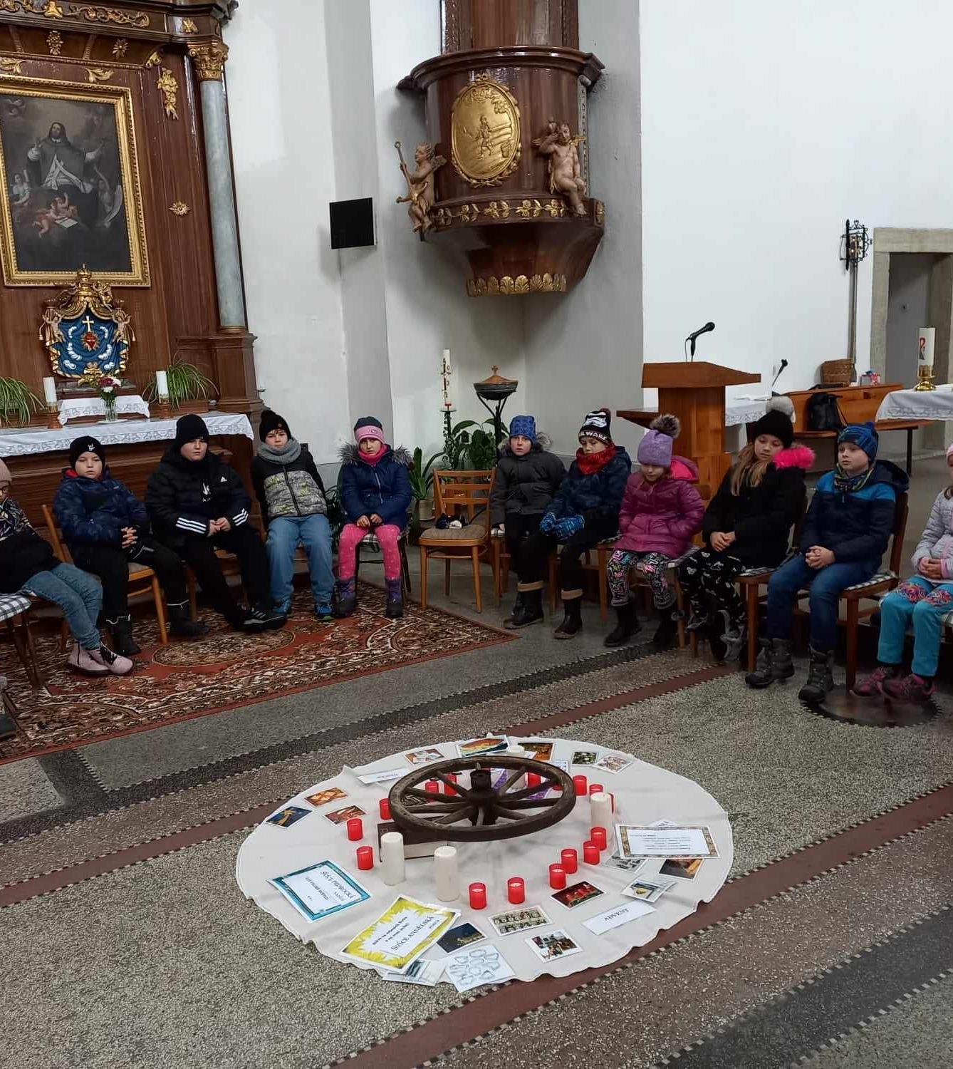 2. + 3. třída a povídání o Adventu - 7