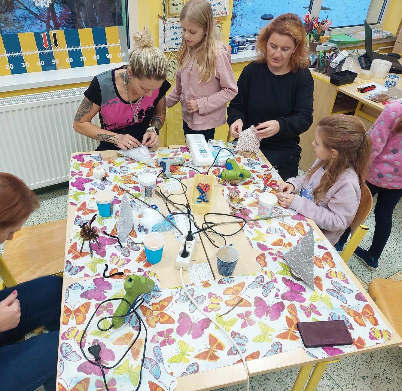 Vánoční tvoření v 2.A - 4