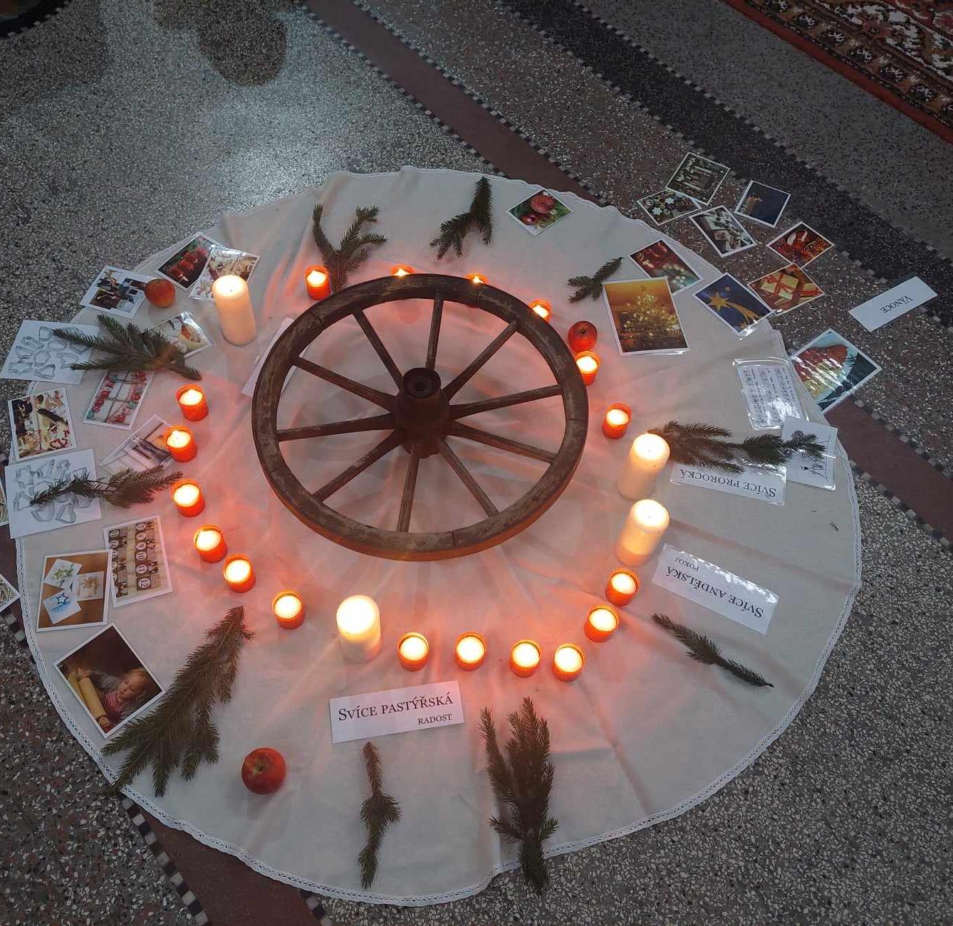 2. + 3. třída a povídání o Adventu - 8