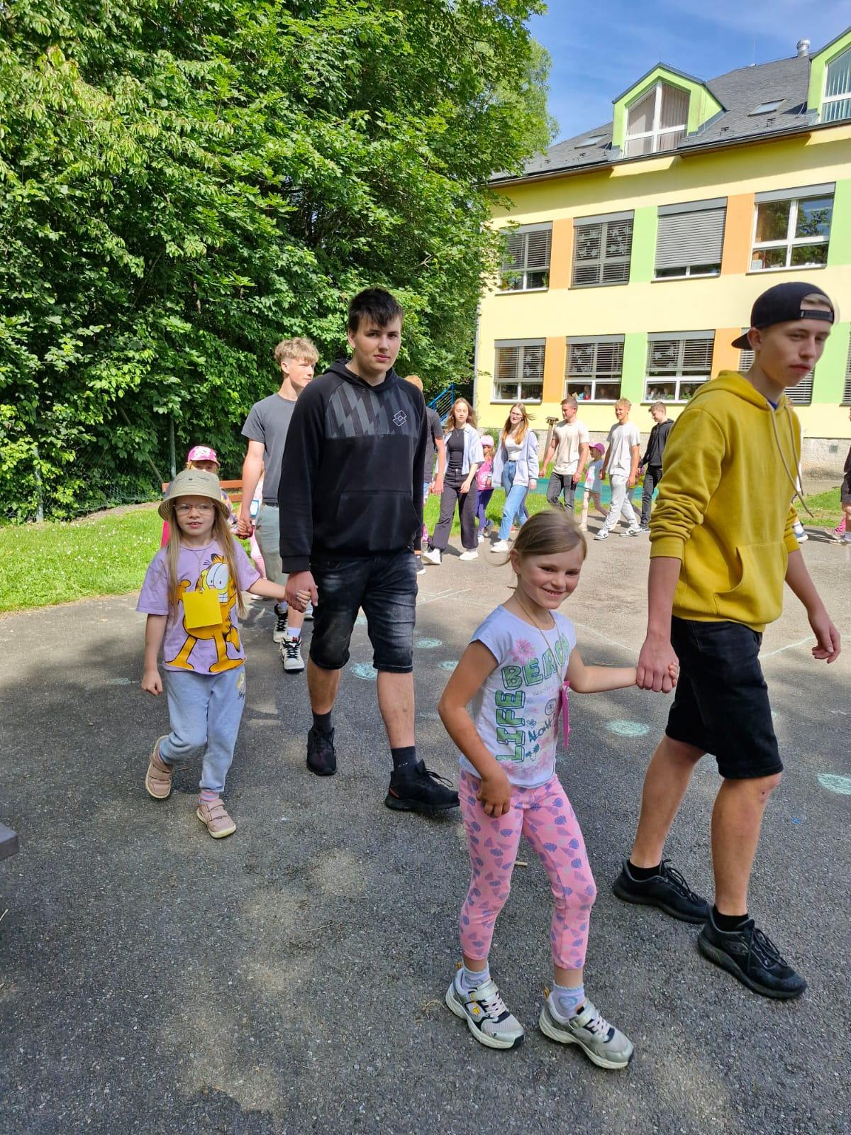 PŘEDŠKOLÁCI VE ŠKOLE - 5