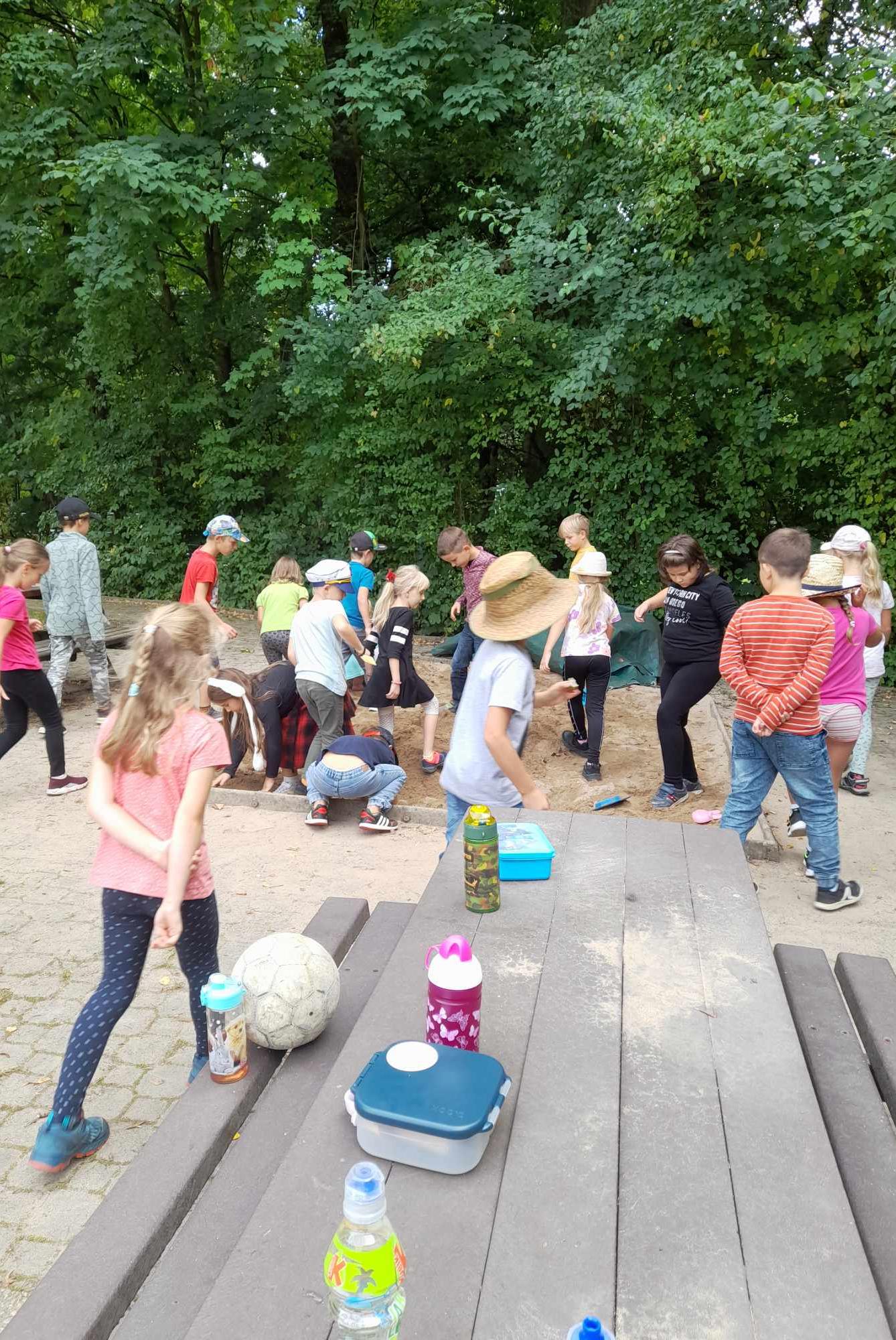 Pohádkové seznamovací sportovní odpoledne ve družince - 21