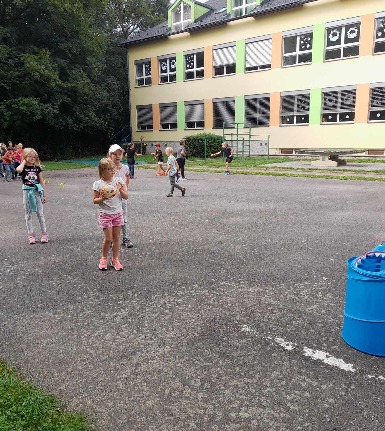 Pohádkové seznamovací sportovní odpoledne ve družince - 29