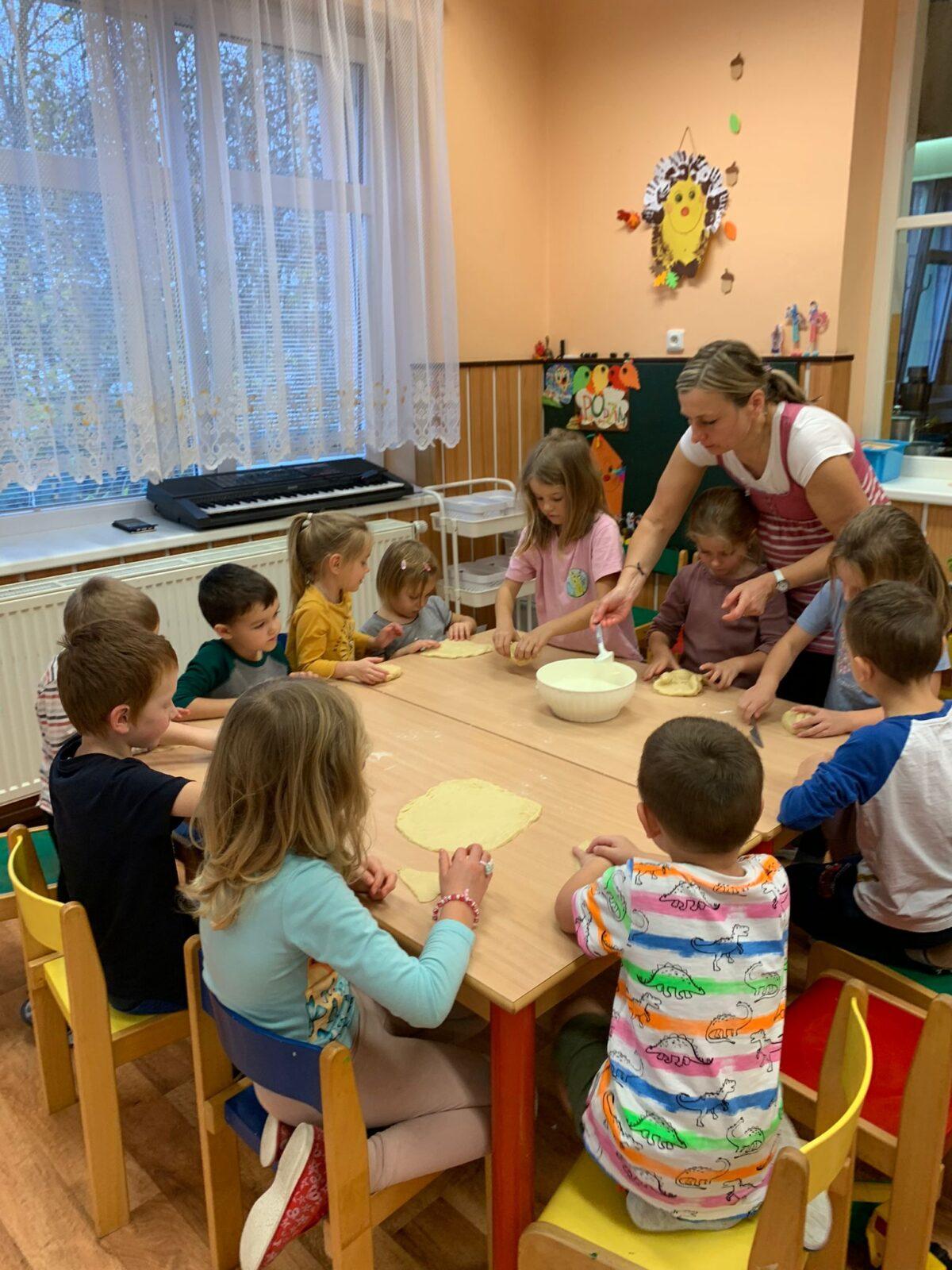 Pečeme svatomartinské rohlíčky - 8