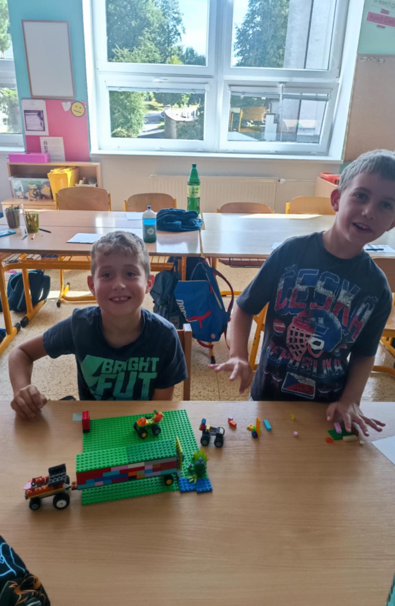 Týden plný zábavy II - pondělí - 13