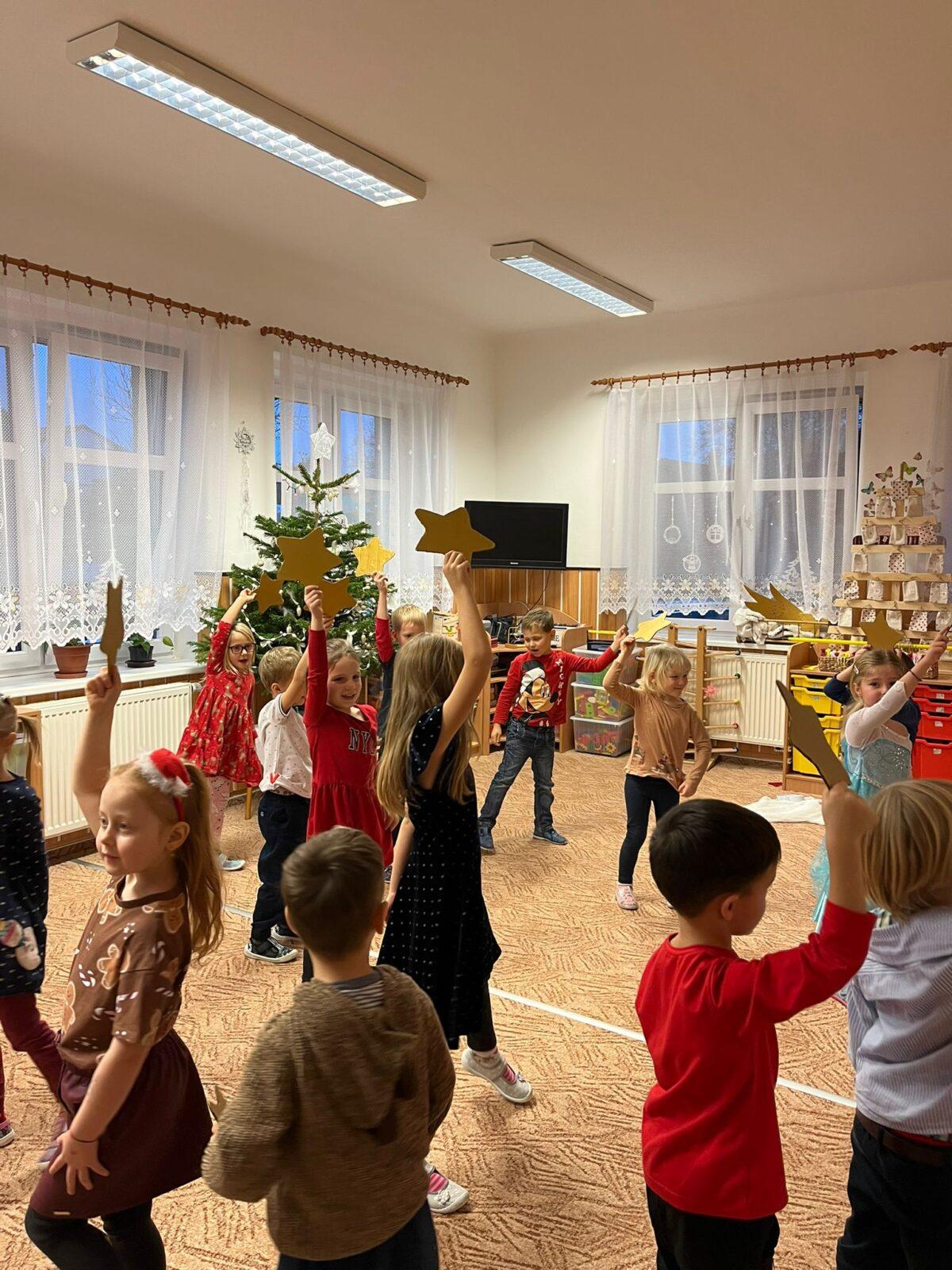 HVĚZDNÉ VÁNOČNÍ SETKÁNÍ - 10