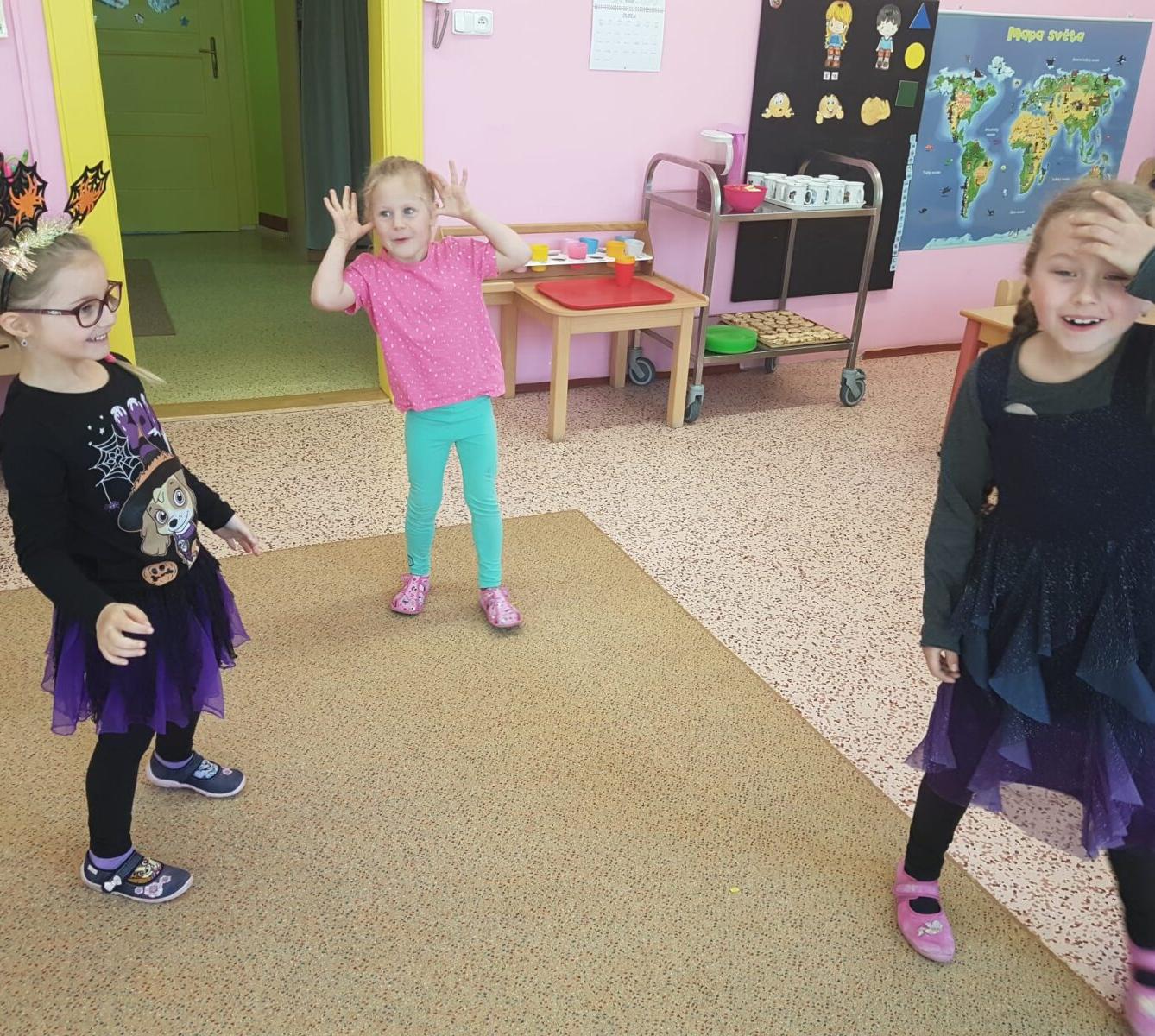 ČARODĚJNICKÝ REJ - 28