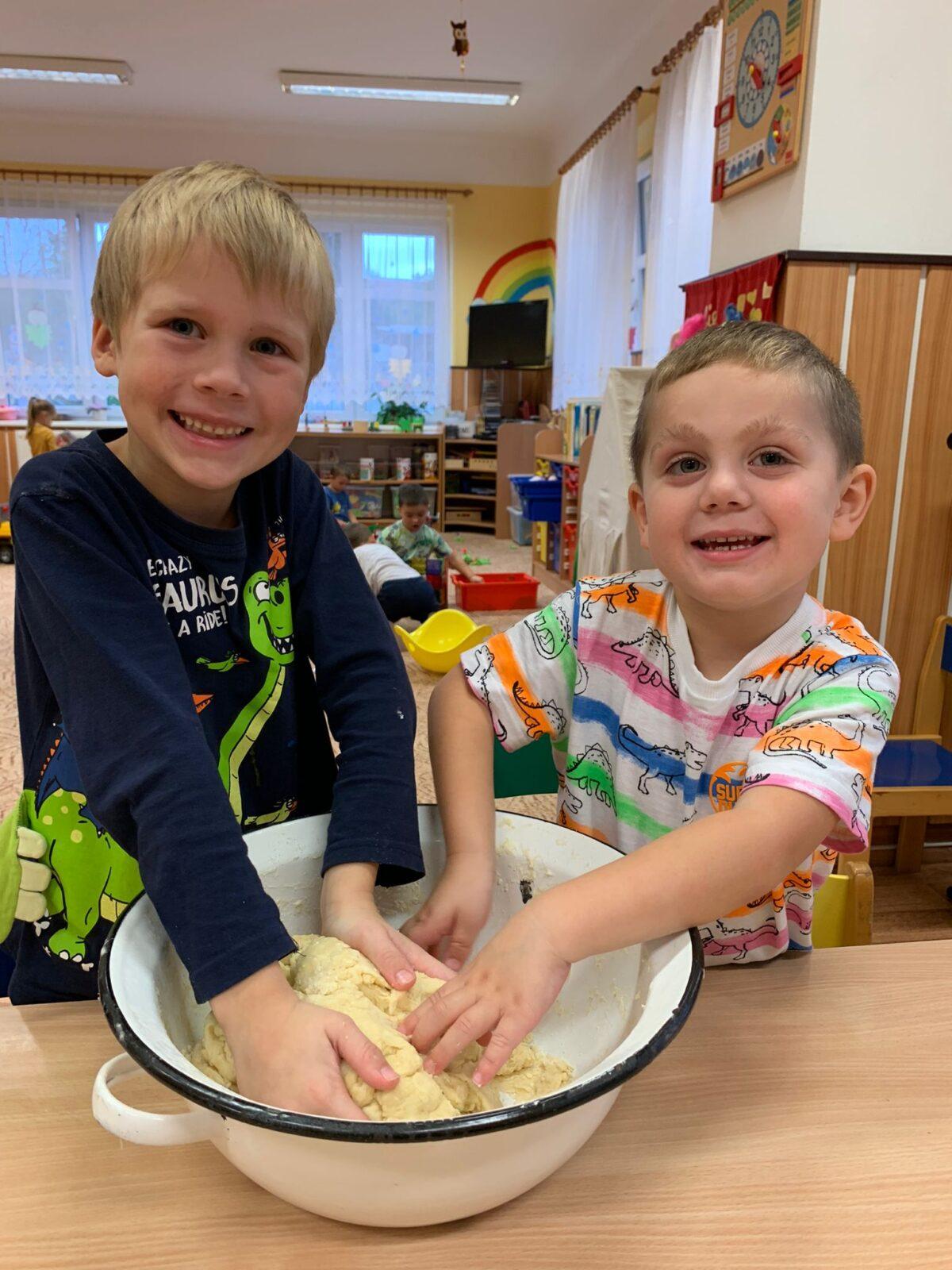 Pečeme svatomartinské rohlíčky - 9