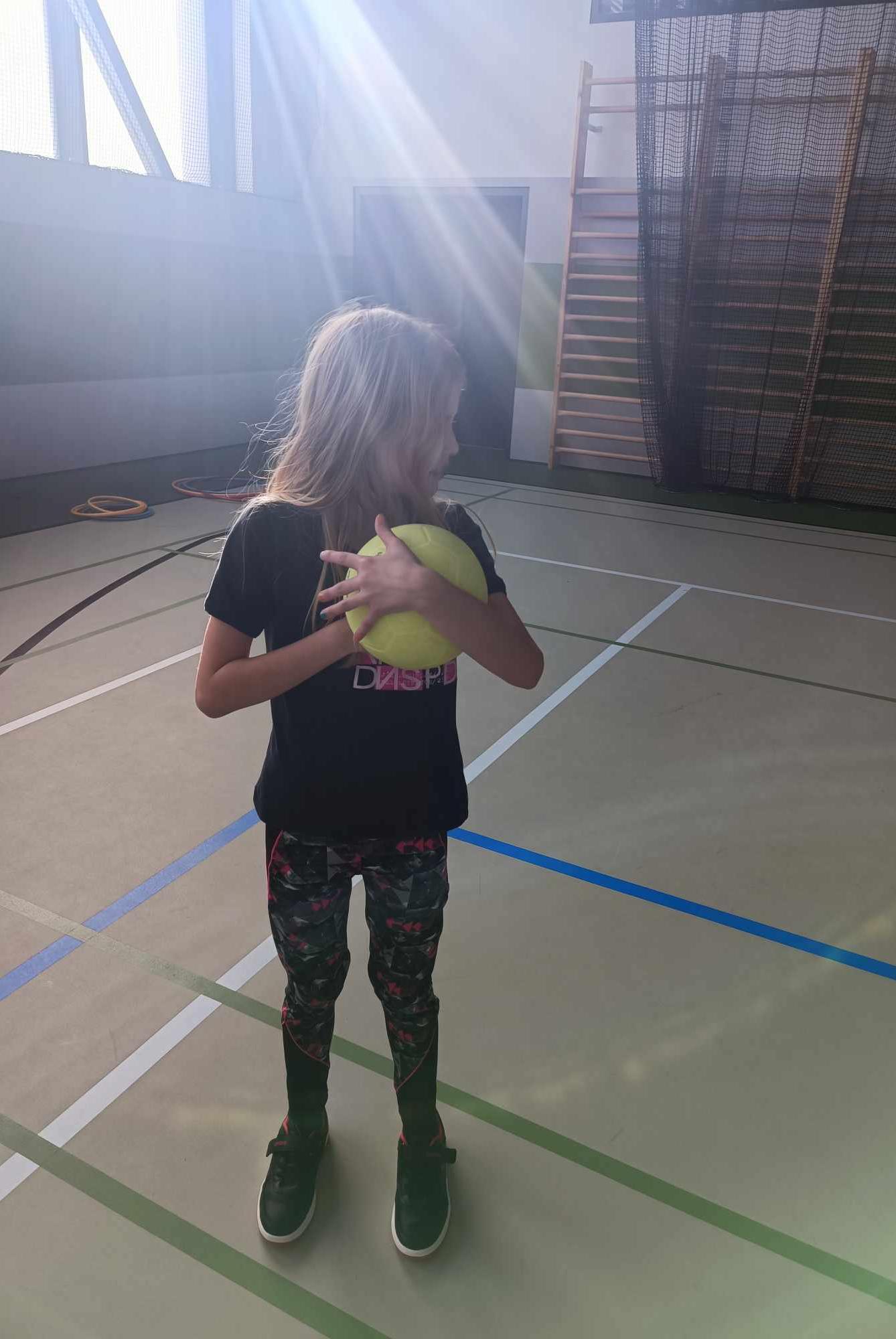 Večerníčkové odpoledne ve družince - 16