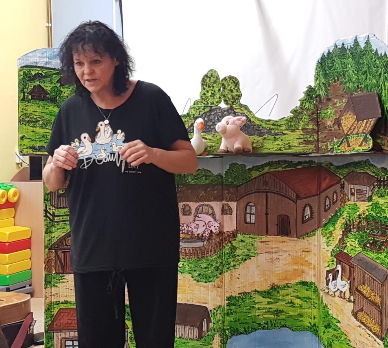 DIVADÉLKO: ,,JAK ZVÍŘÁTKA NAŠLA NOVÝ DOMOV" - 4