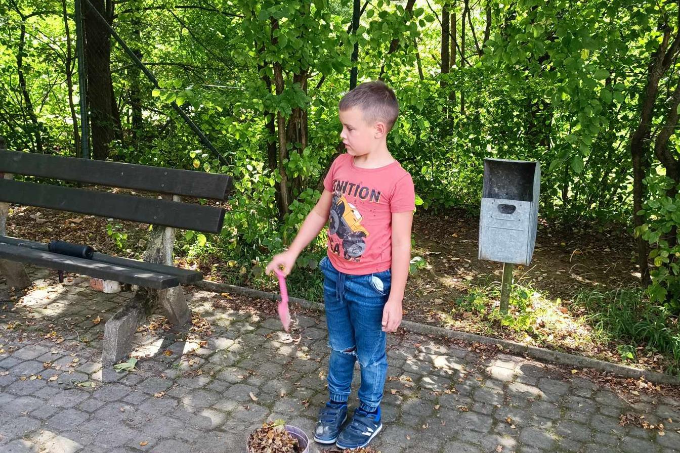 ZÁŘÍ - 2. ODDĚLENÍ A seznamovací odpoledne