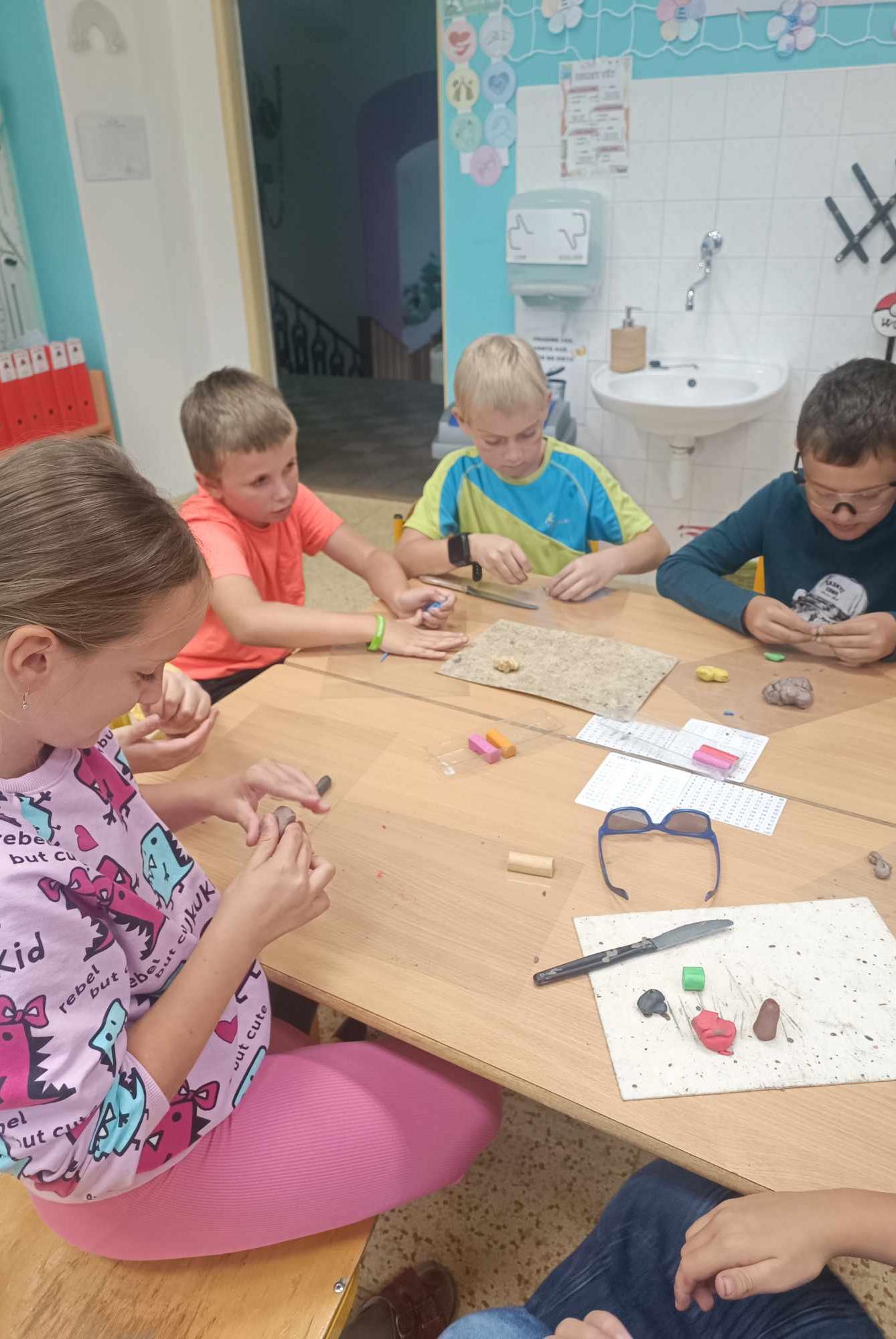 ZÁŘÍ - 2. ODDĚLENÍ A seznamovací odpoledne - 40