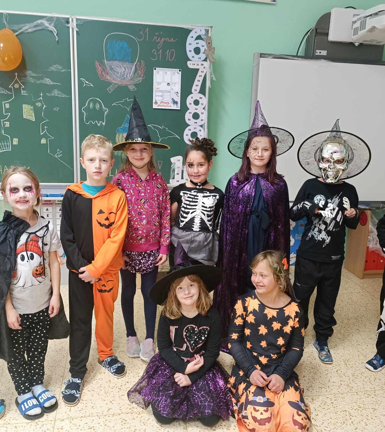 ŘÍJEN A LISTOPAD ve 2. oddělení a společné akce - 23