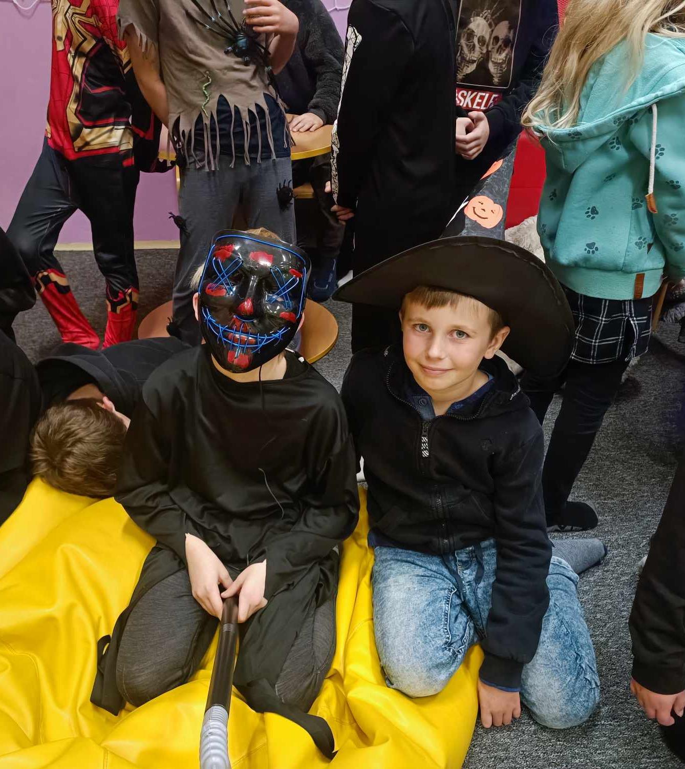 ŘÍJEN A LISTOPAD ve 2. oddělení a společné akce - 29