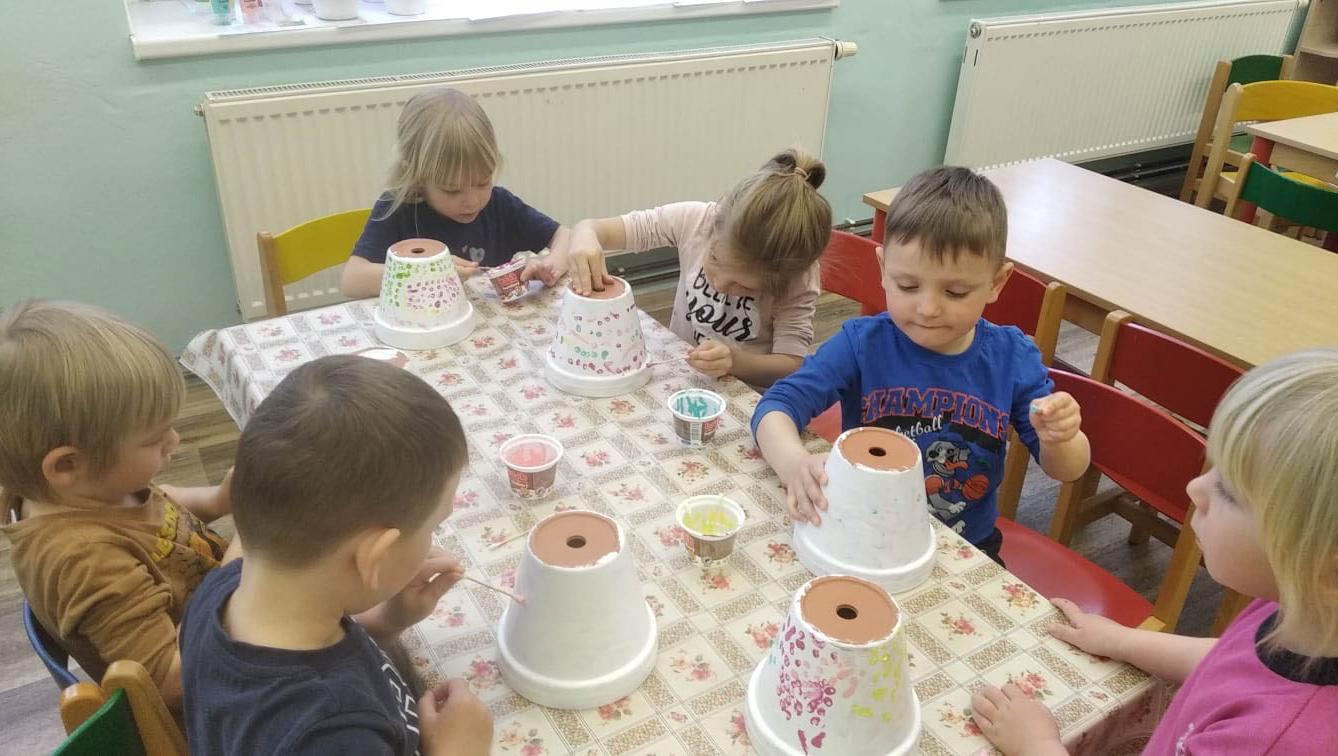 BROUČCI: ,,CO SI BROUKÁ JARNÍ LOUKA" - 5