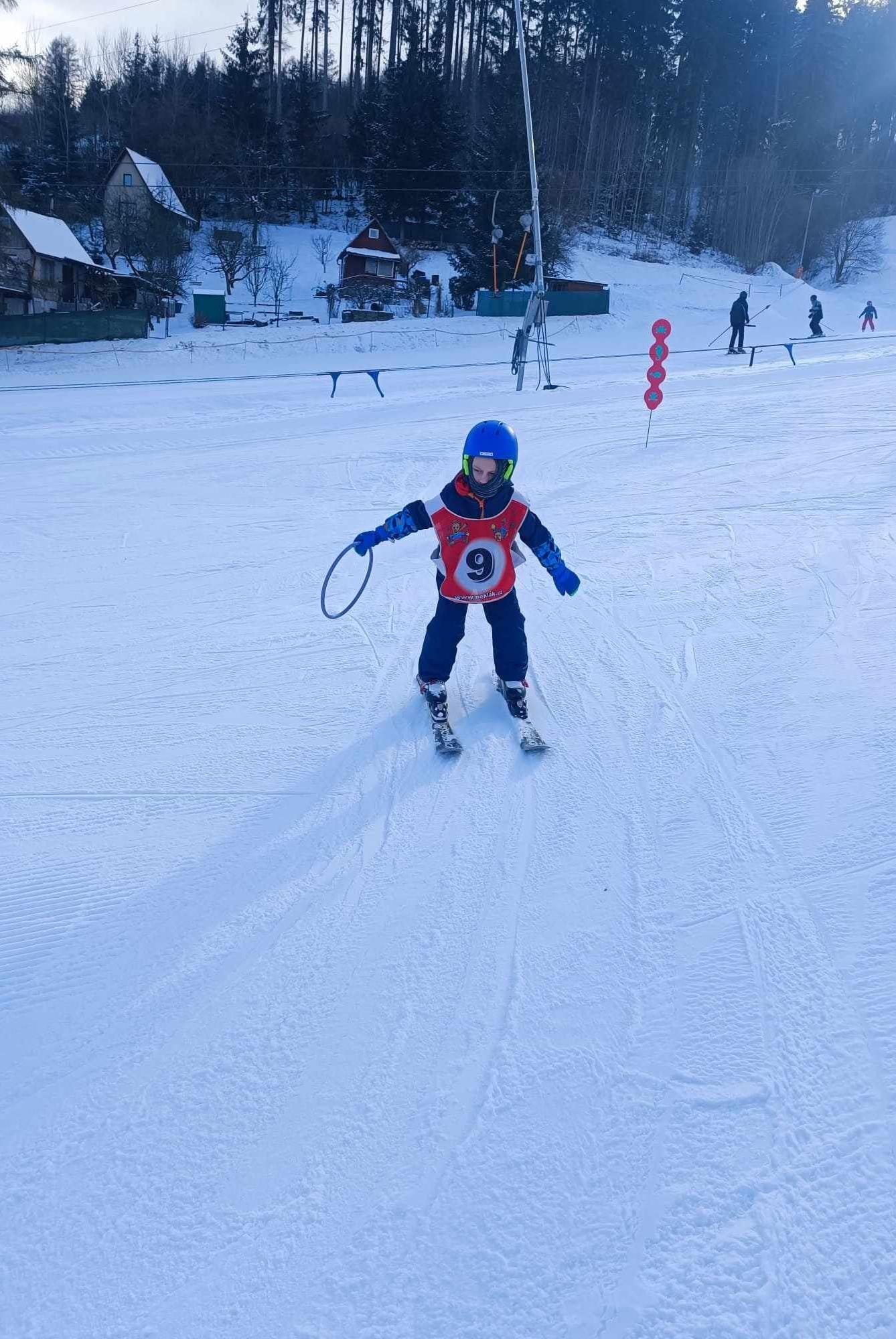 Závěrečná lyžařská školička na Pekláku - 15