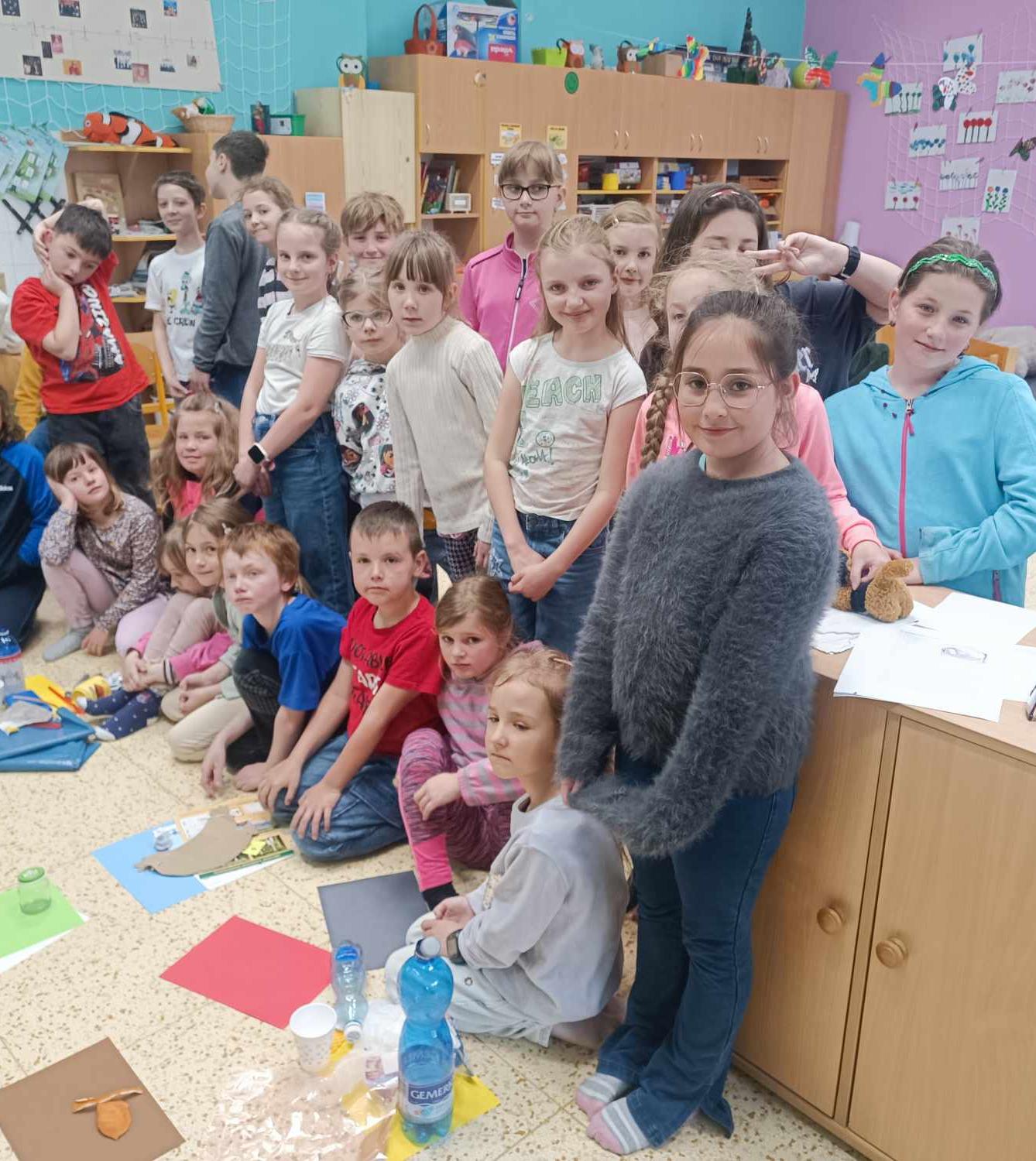 DRUŽINKA - DEN ZEMĚ - 11