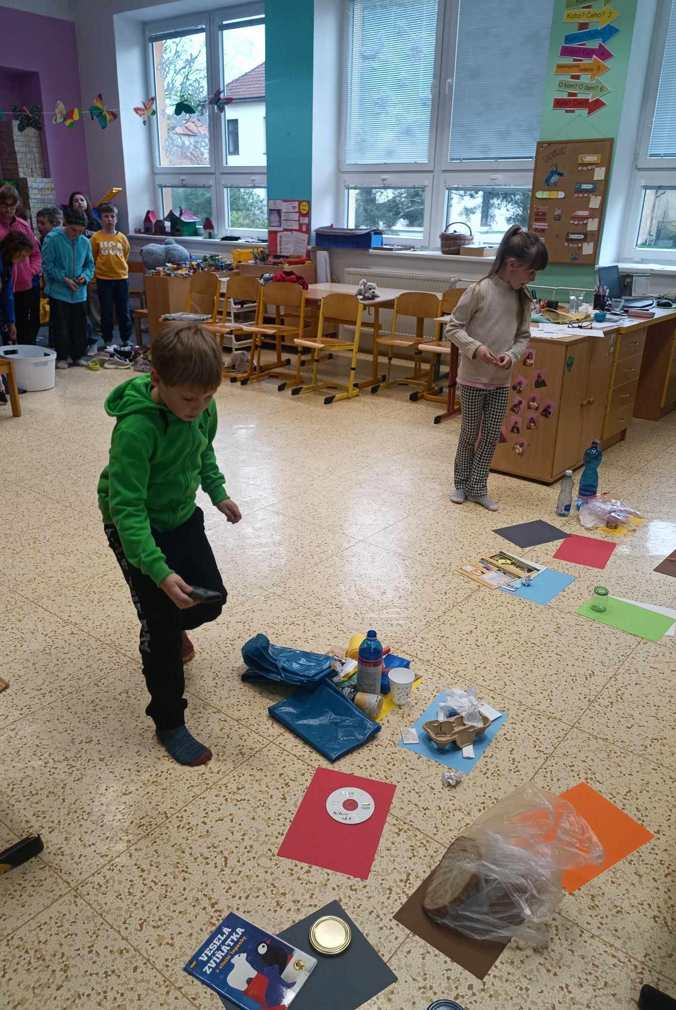 DRUŽINKA - DEN ZEMĚ - 16