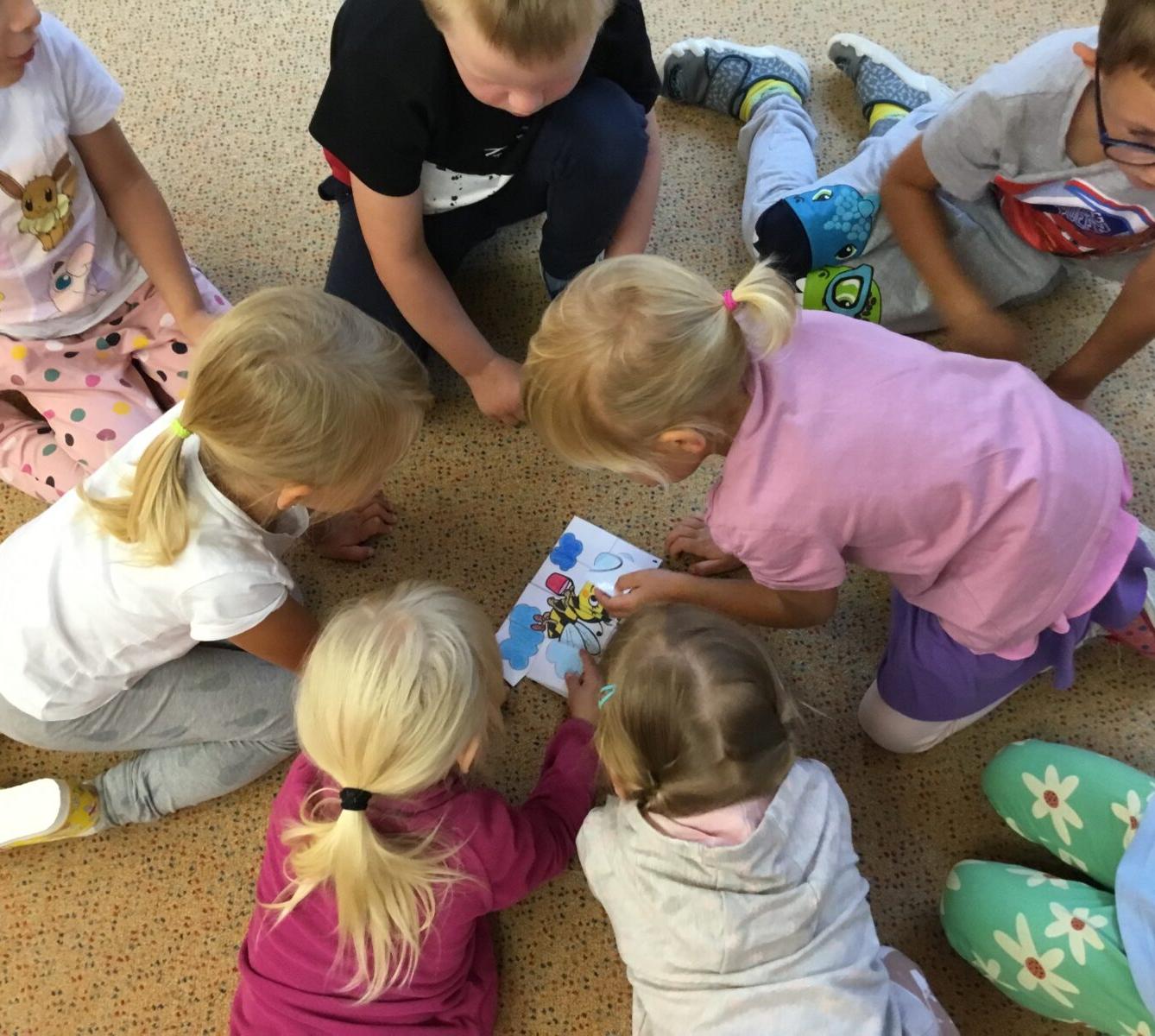 týdenní projekt: ,,od kytičky k medu" - 26