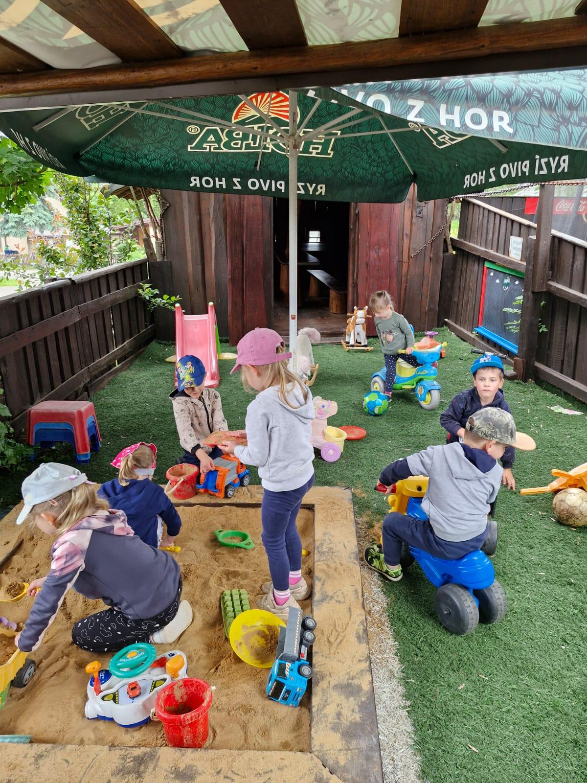 OSLAVILI JSME DEN DĚTÍ - 11