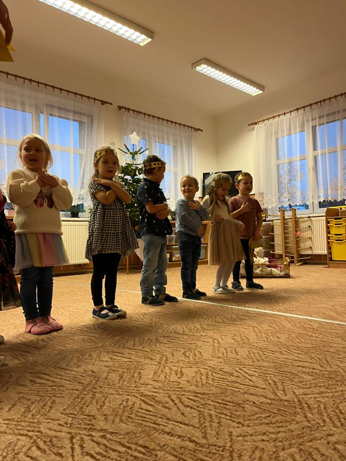 HVĚZDNÉ VÁNOČNÍ SETKÁNÍ - 12