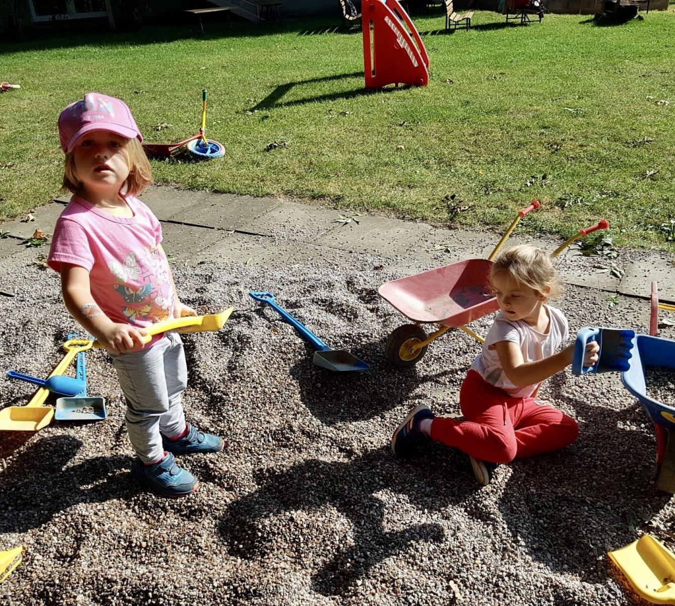 VZNIK NOVÉHO HRACÍHO KOUTKU - 17