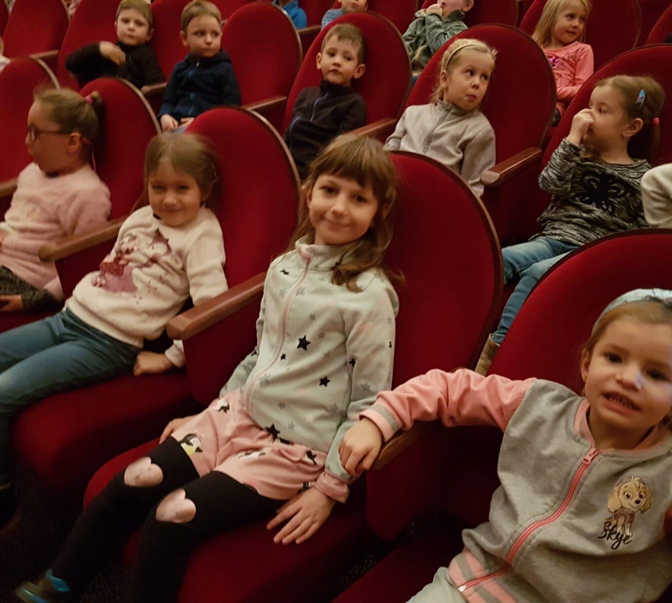 NÁVŠTĚVA DIVADLA: ,,ČERTŮV ŠVAGR" - 9