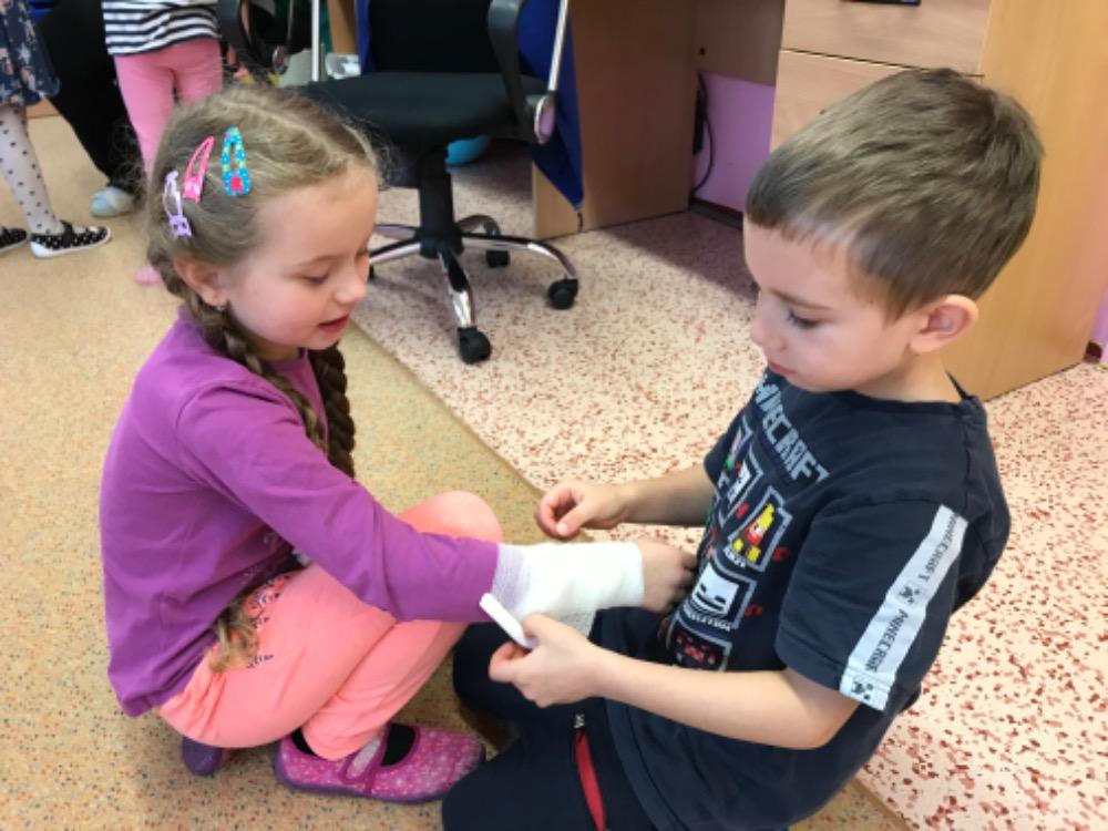 SOVIČKY: ,,ZDRAVÍ,NEMOC - KDYŽ ALENKA STŮNĚ" - 72