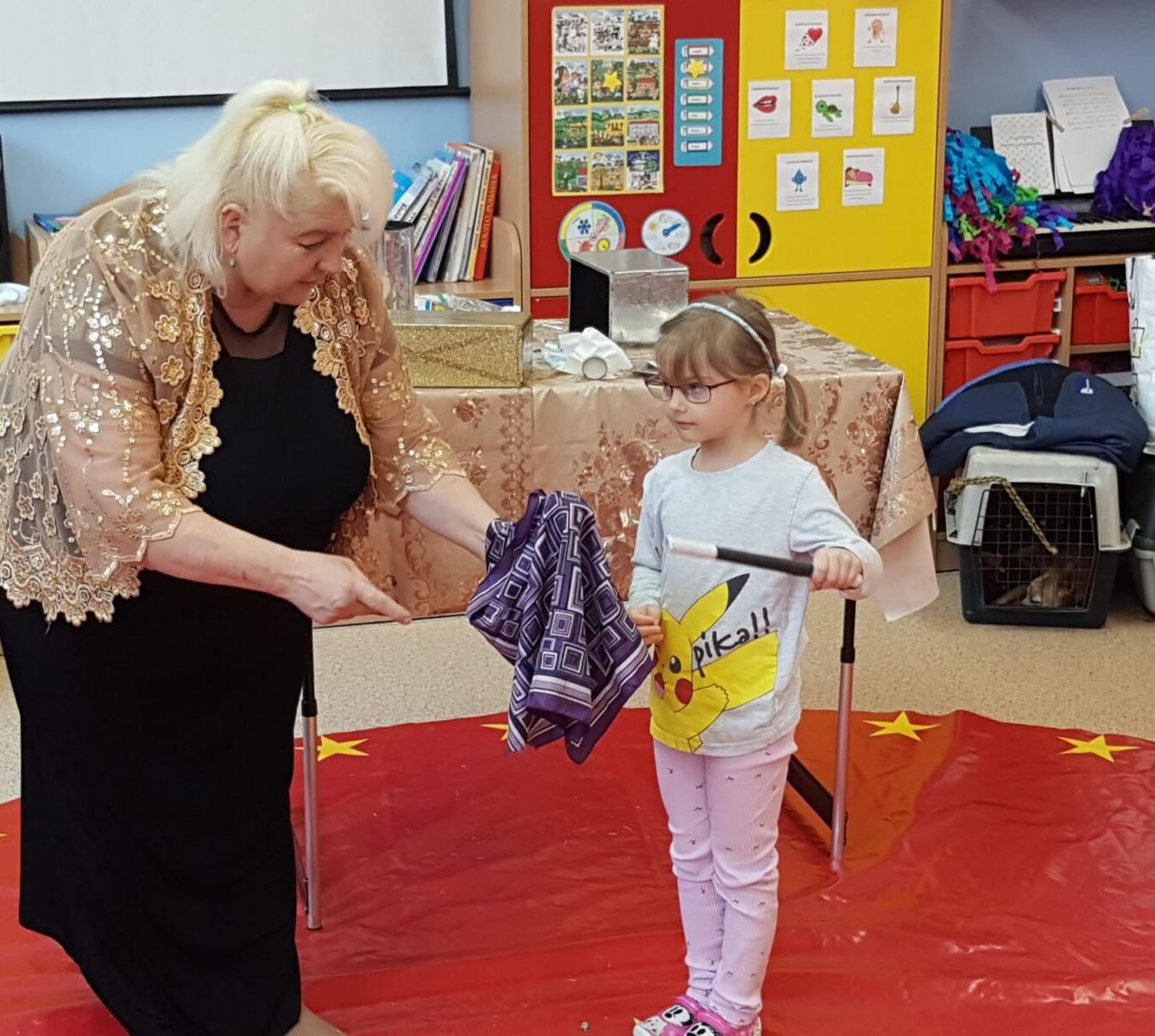 ,,PŘIJEL K NÁM CIRKUS" - 19