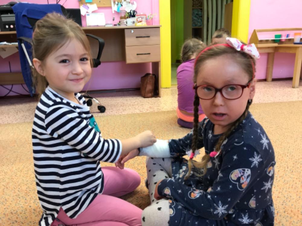 SOVIČKY: ,,ZDRAVÍ,NEMOC - KDYŽ ALENKA STŮNĚ" - 74