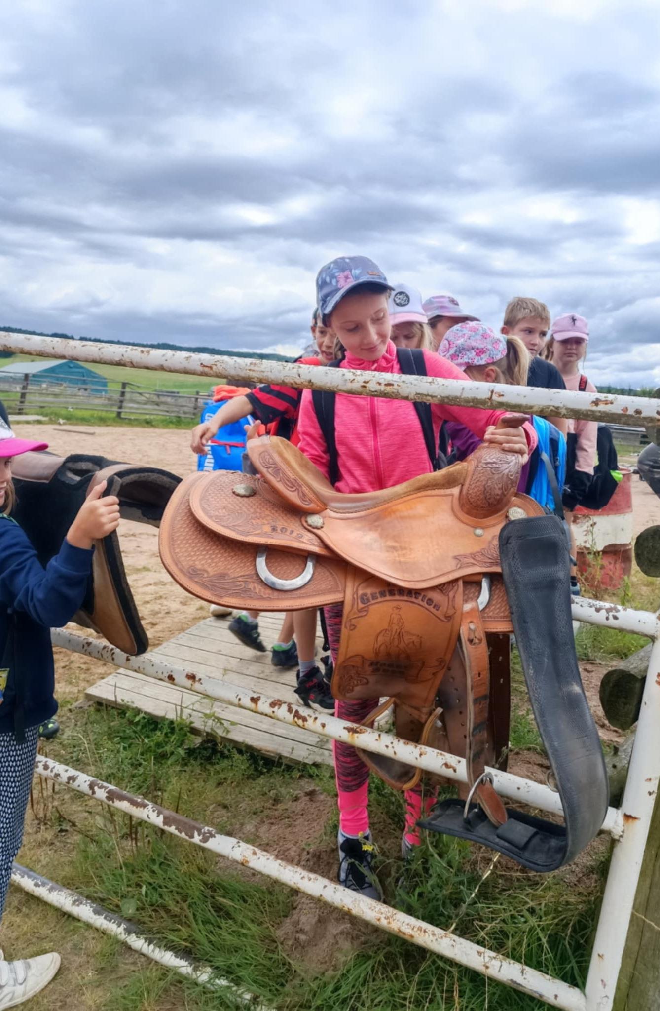 TÝDEN PLNÝ ZÁBAVY II - pátek - 35