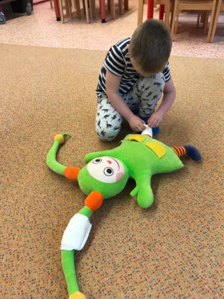 SOVIČKY: ,,ZDRAVÍ,NEMOC - KDYŽ ALENKA STŮNĚ" - 76