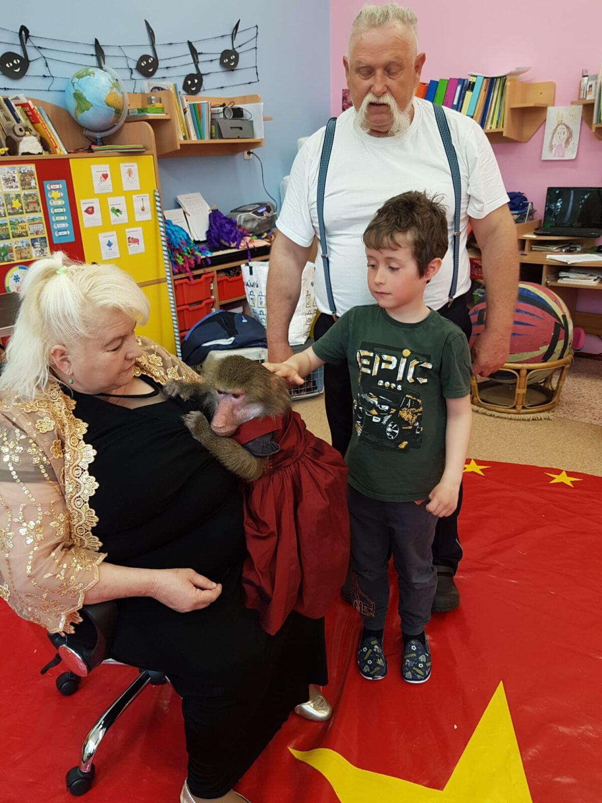 ,,PŘIJEL K NÁM CIRKUS" - 21