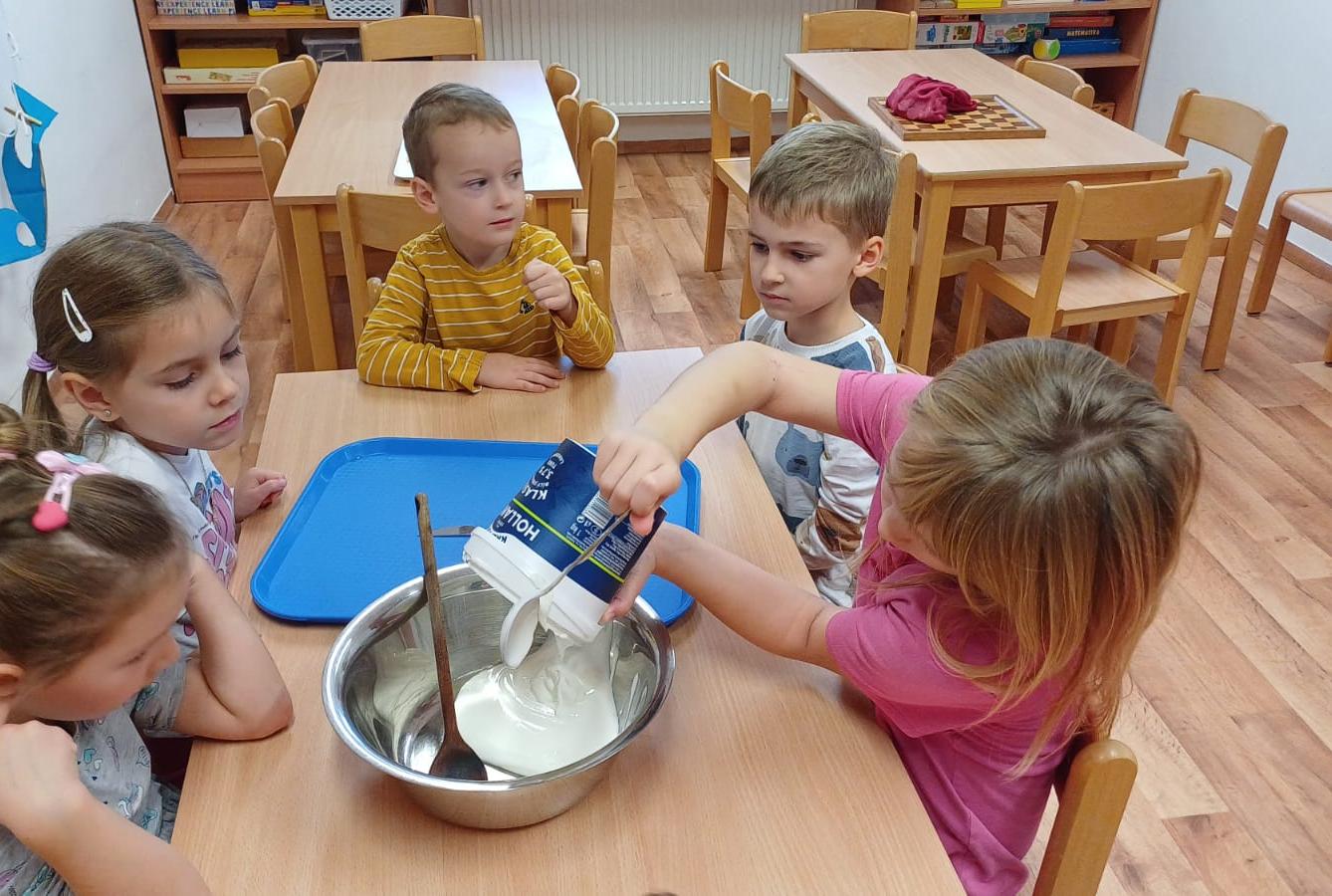 pečení pavučinkové buchty - 8