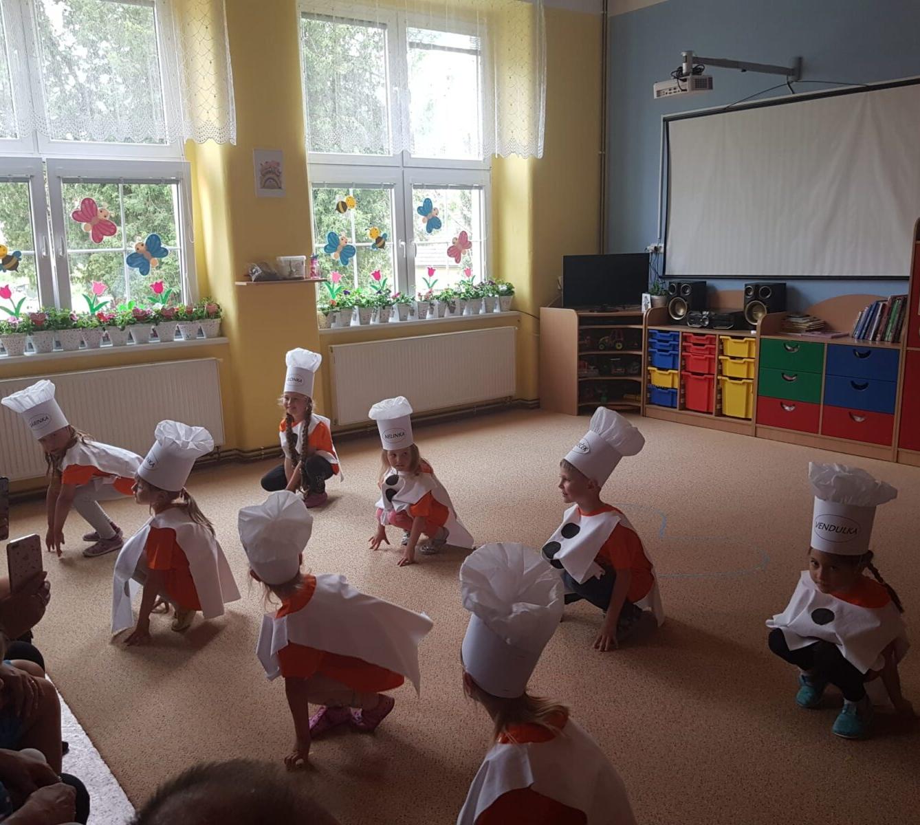 BESÍDKA PRO MAMINKY - 28