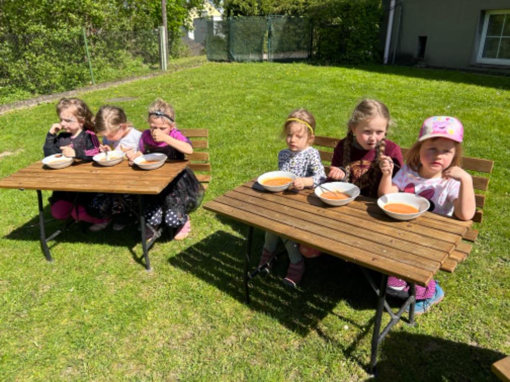 ČARODĚJNICKÝ REJ - 32