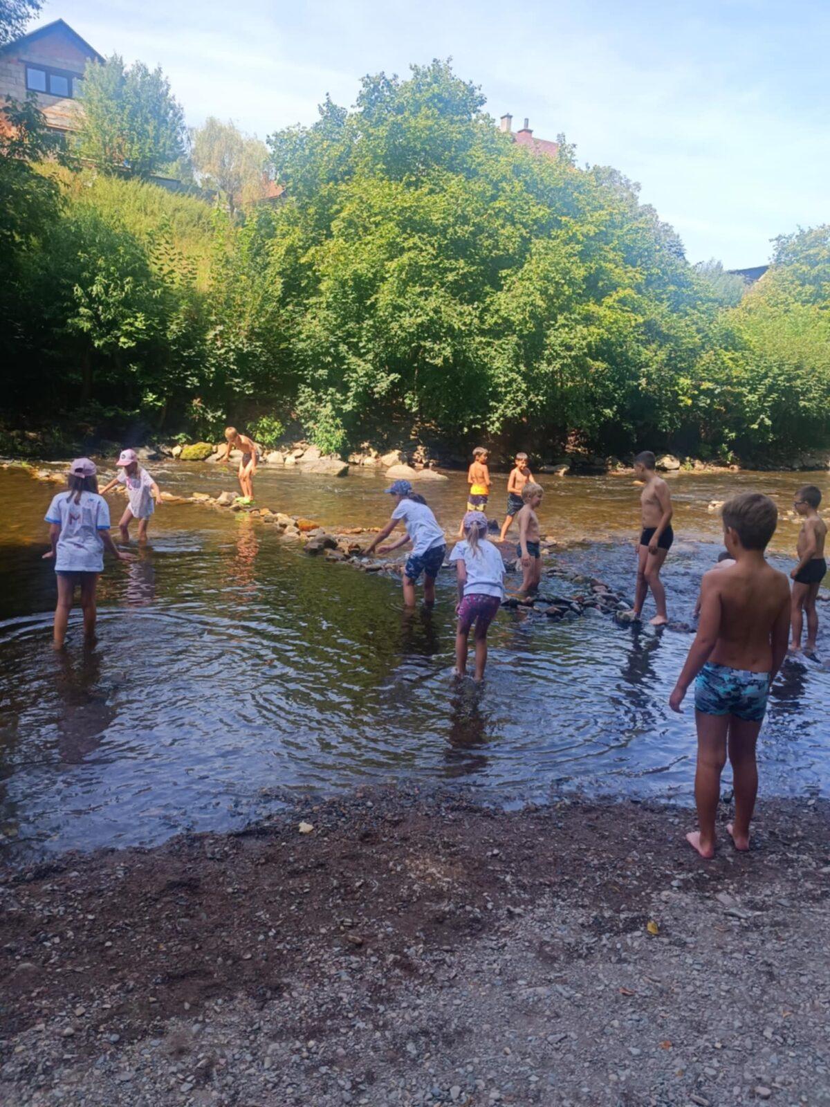 TÝDEN PLNÝ ZÁBAVY II - STŘEDA - 37