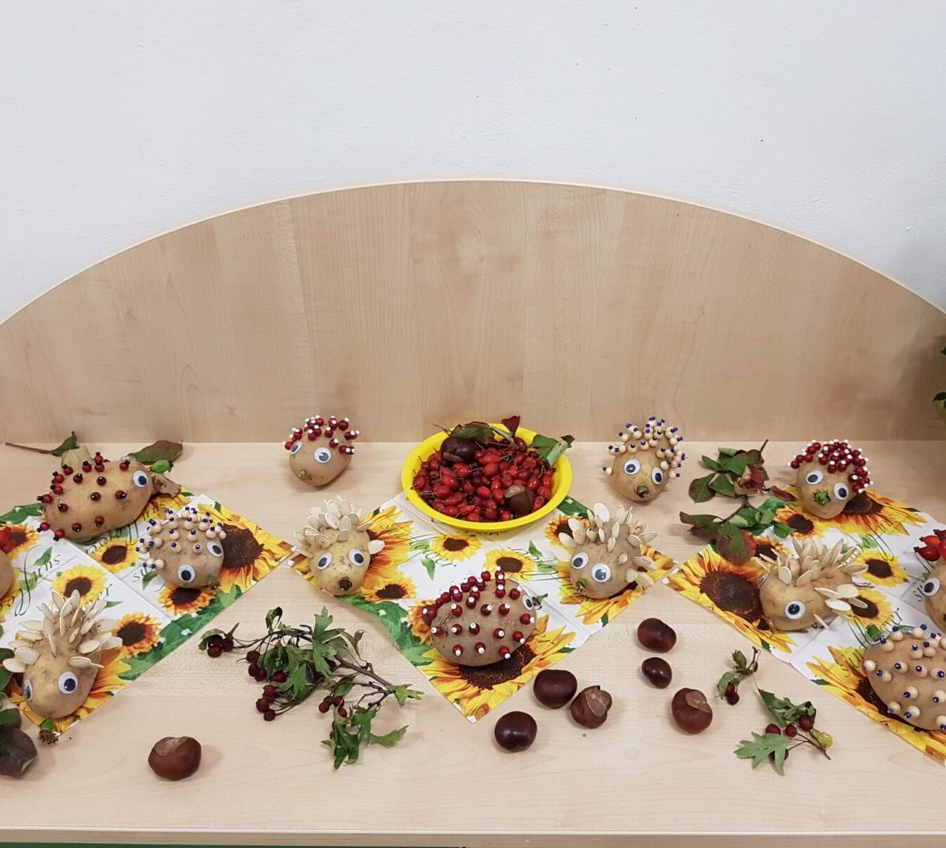 SOVIČKY: ,,LISTÍ ŽLOUTNE, POLETUJE" - 60