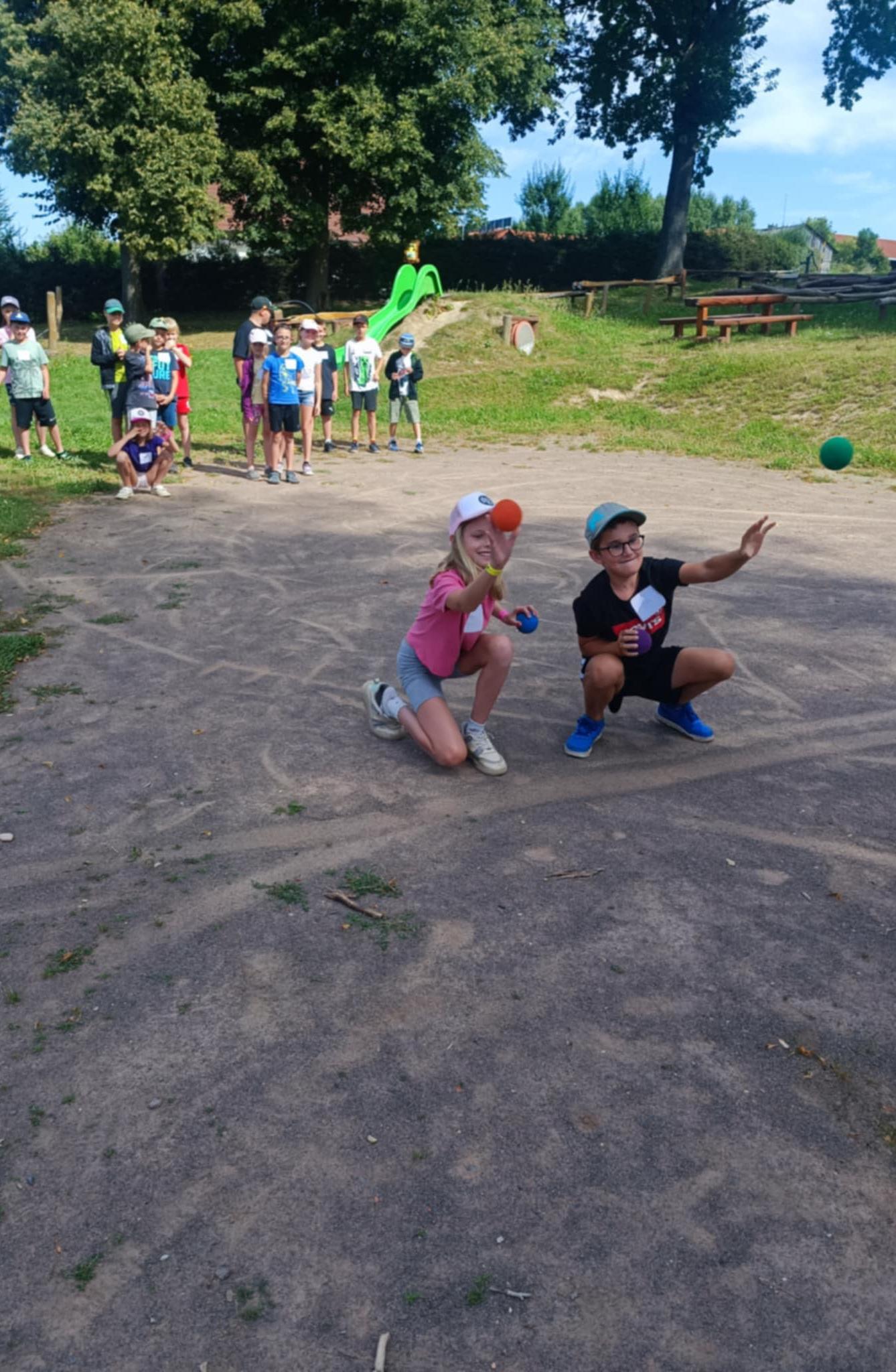 Týden plný zábavy II - pondělí - 28