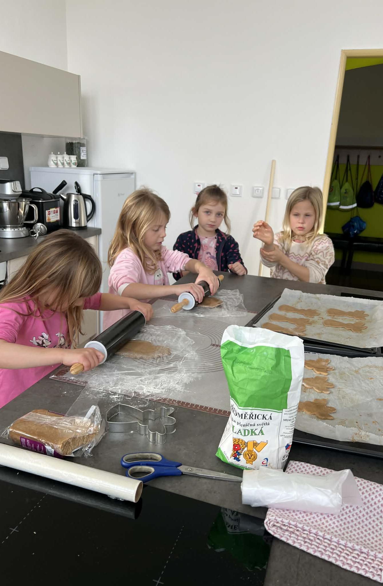 ŠKOLNÍ DRUŽINA - 2. ODDĚLENÍ -PODZIM - 64