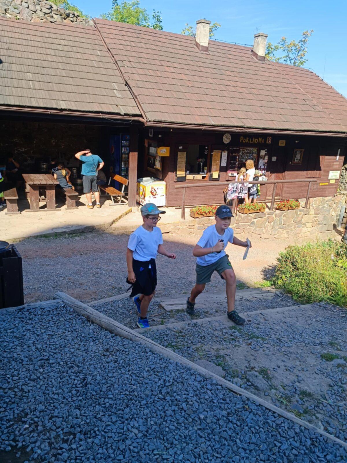 TÝDEN PLNÝ ZÁBAVY II - STŘEDA - 44