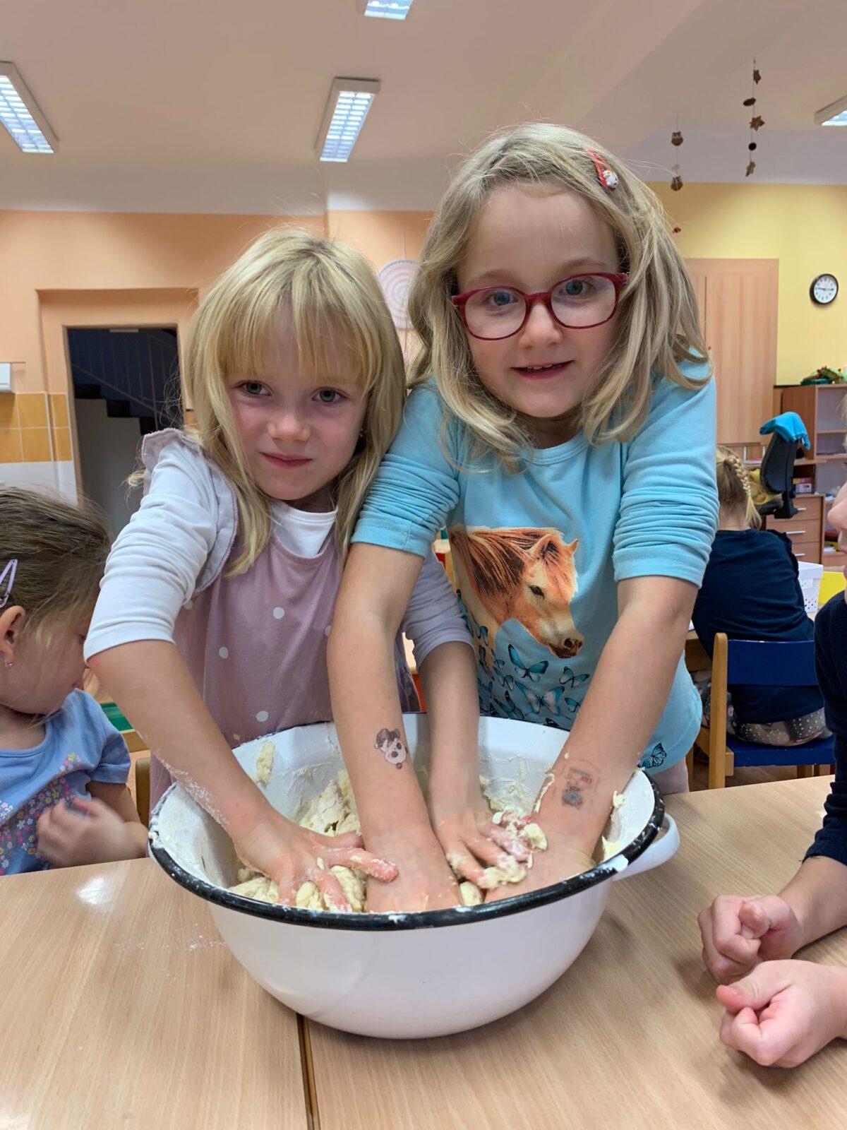 Pečeme svatomartinské rohlíčky - 12