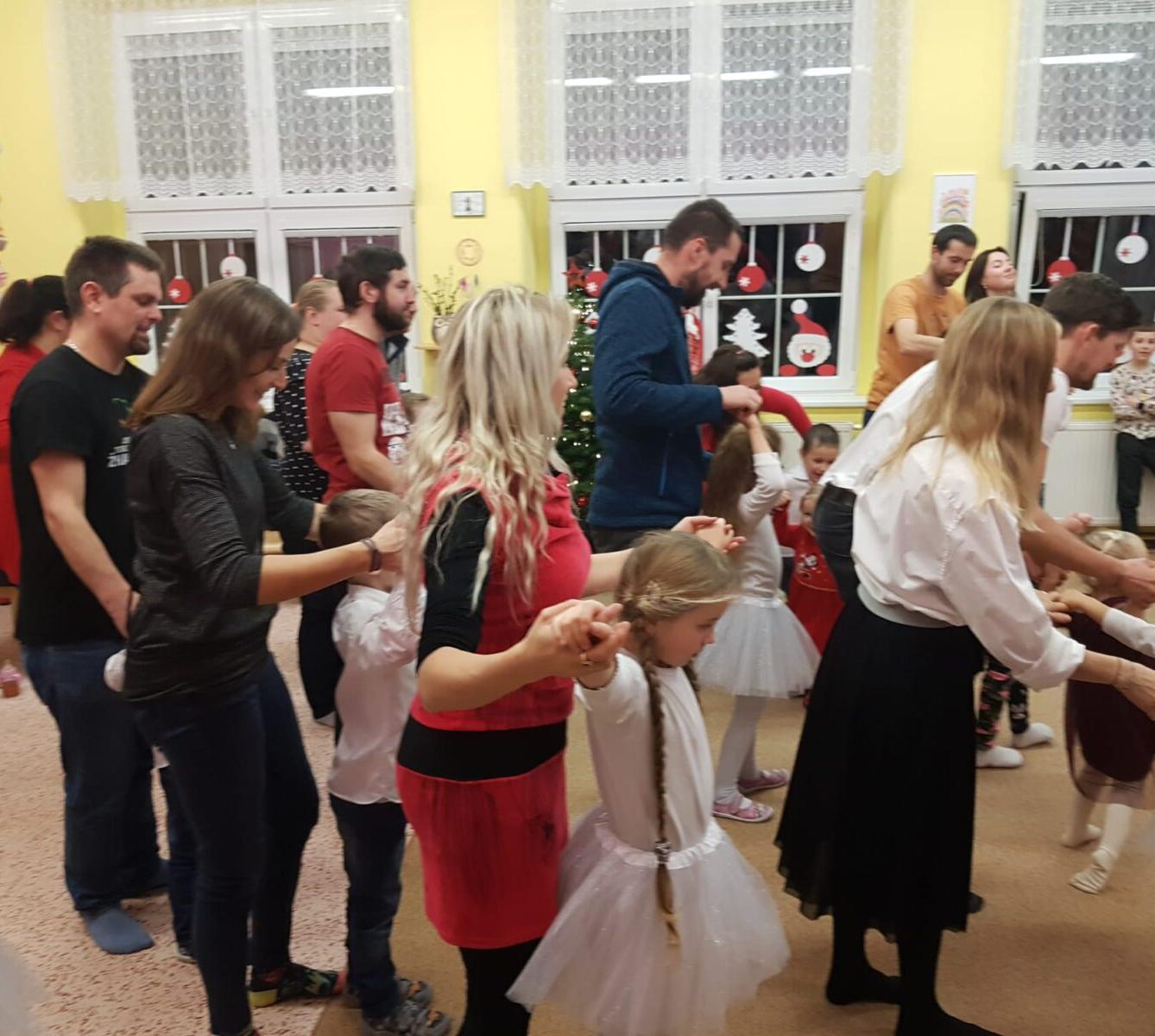 VÁNOČNÍ BESÍDKA - 25