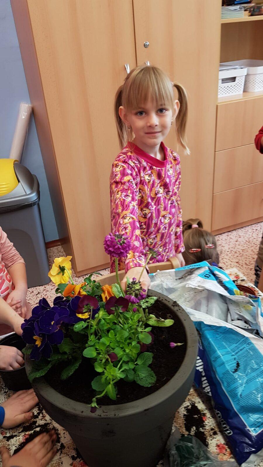 "Sázíme kytičky a děláme pokusy" - 1