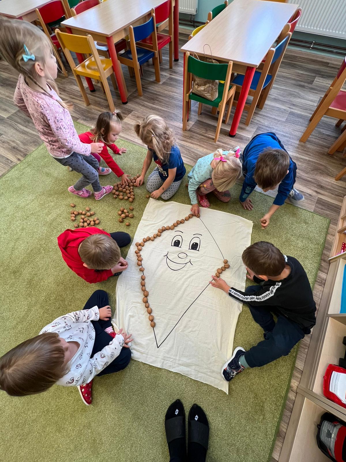 broučci: „tvoříme z přírodnin“ - 9