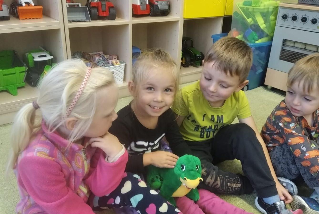 Broučci - zábava s drakem - 8