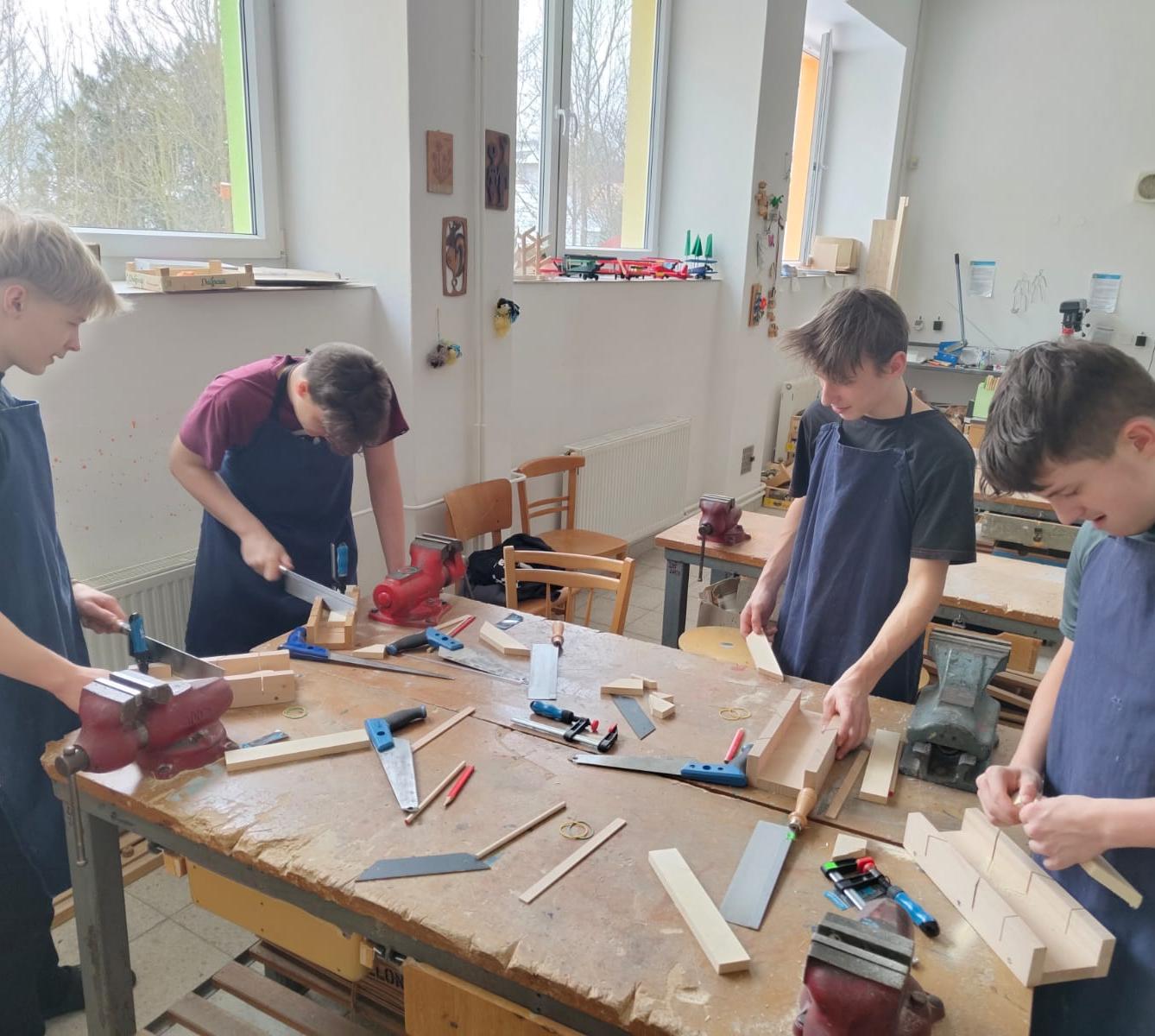 Tematická dílna Práce se dřevem - 13