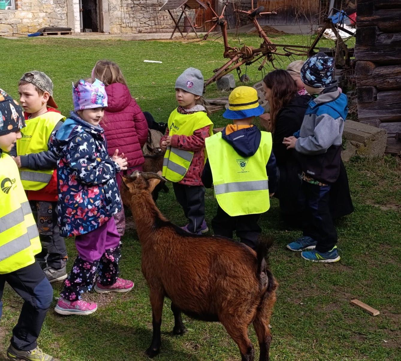 Broučci - Malované vajíčko - 2