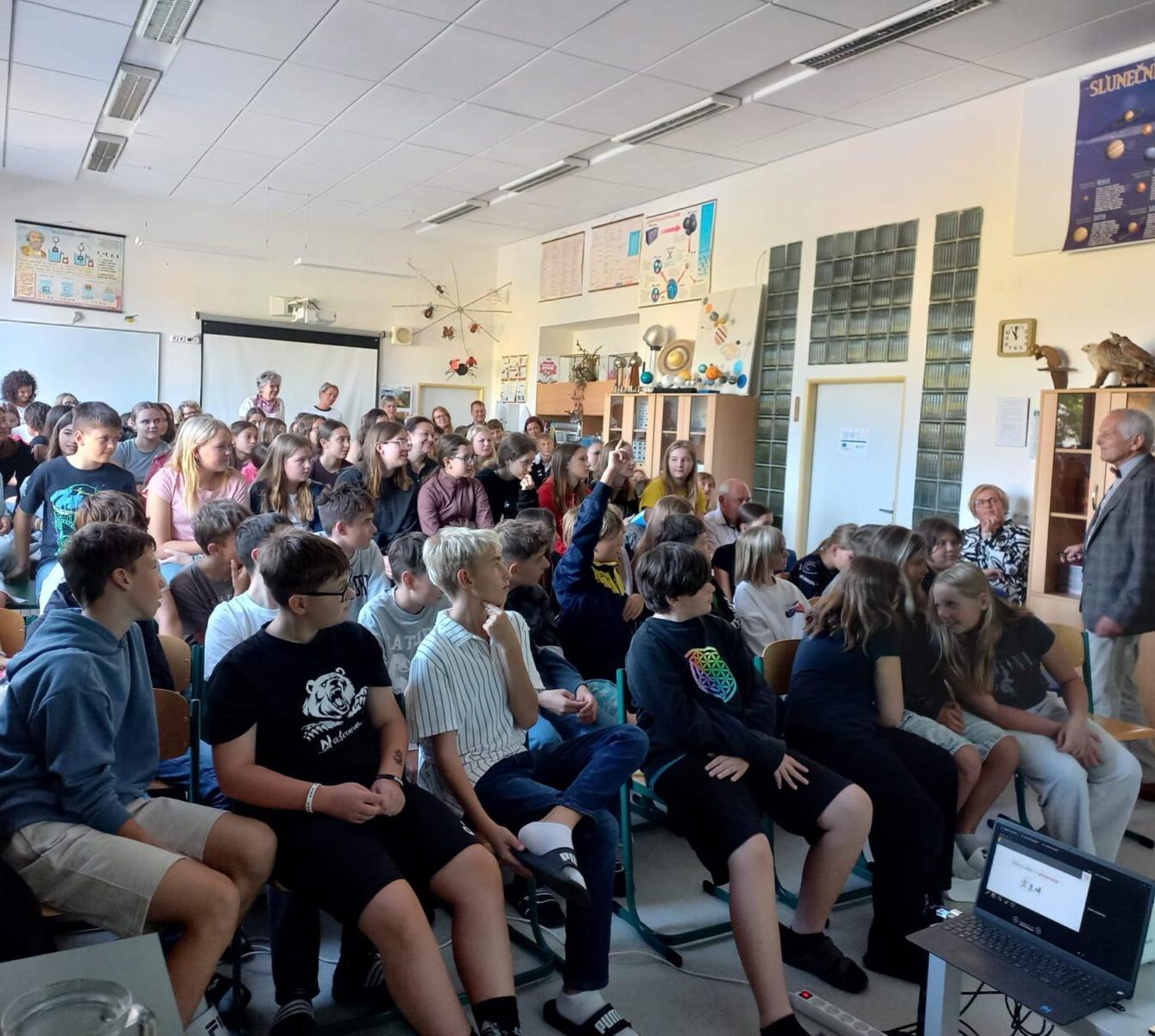 Sport a zdravý životní styl - beseda s prof. Janem Pirkem - 9